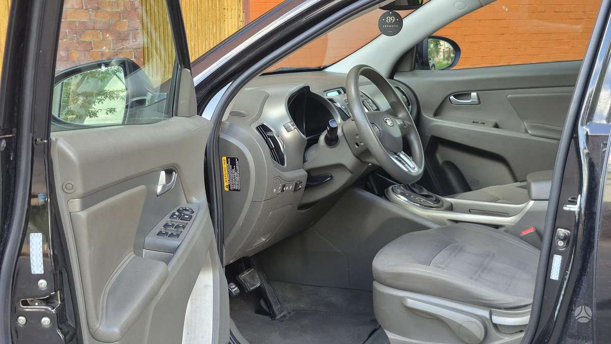 Kia Sportage 2011 — photo 13