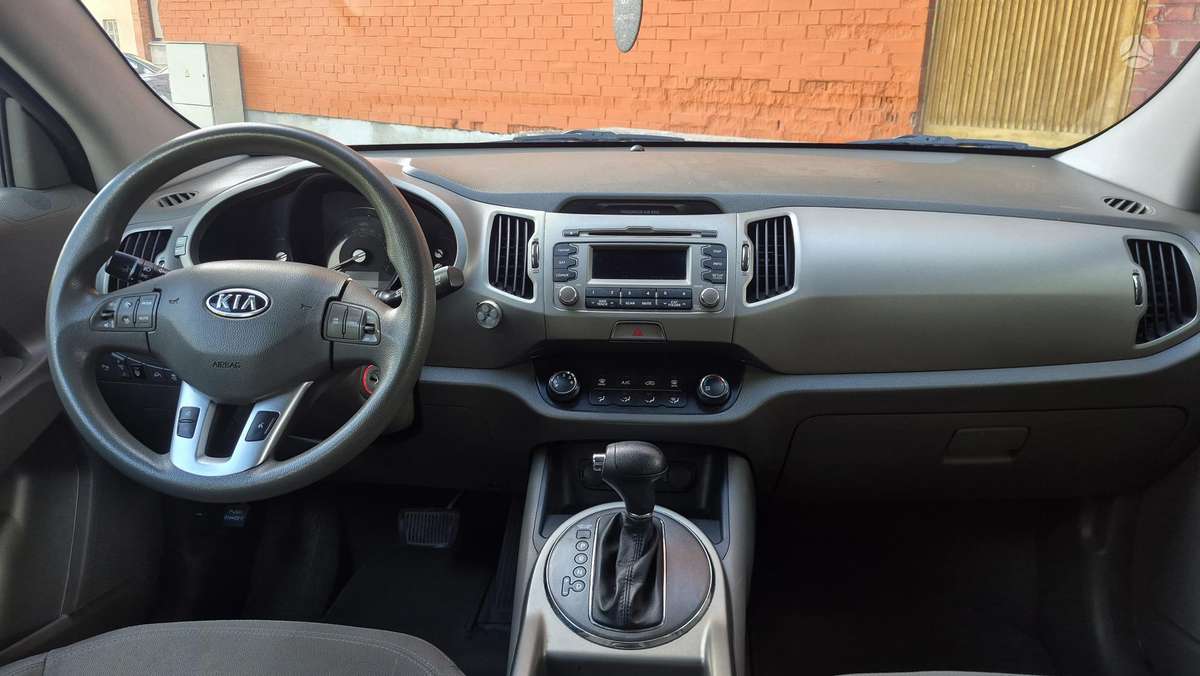 Kia Sportage 2011 — photo 14