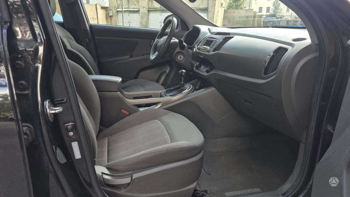 Kia Sportage 2011 — photo 15