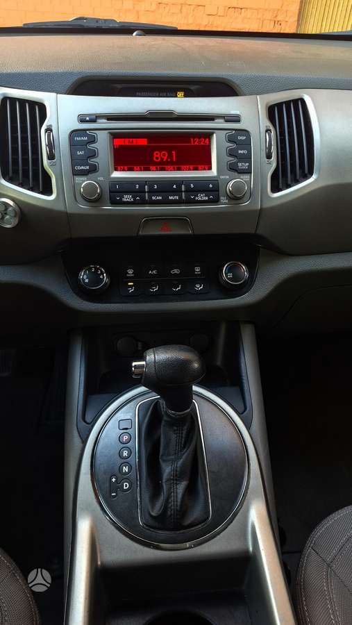 Kia Sportage 2011 — photo 18