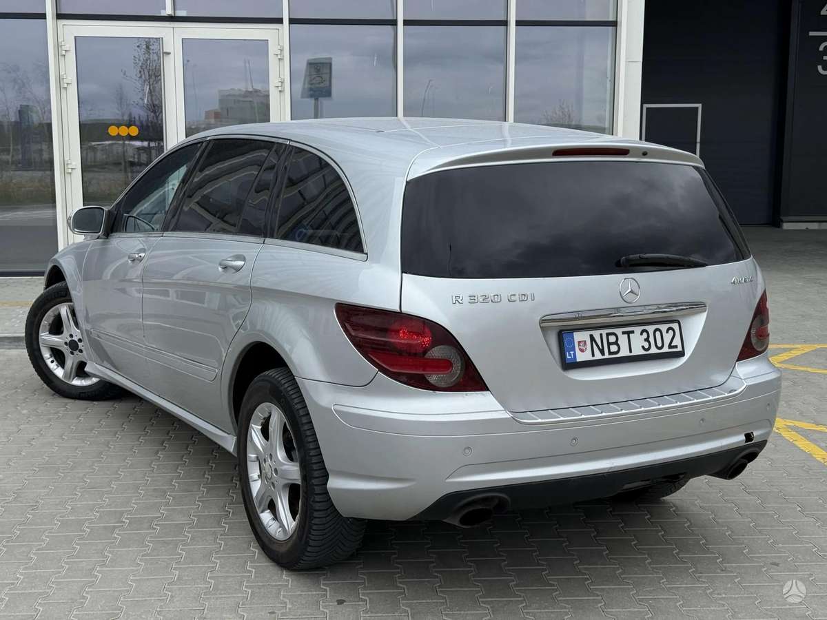 Mercedes-Benz R350 2008 — engine 2987 cm³, 224 HP (165kW)