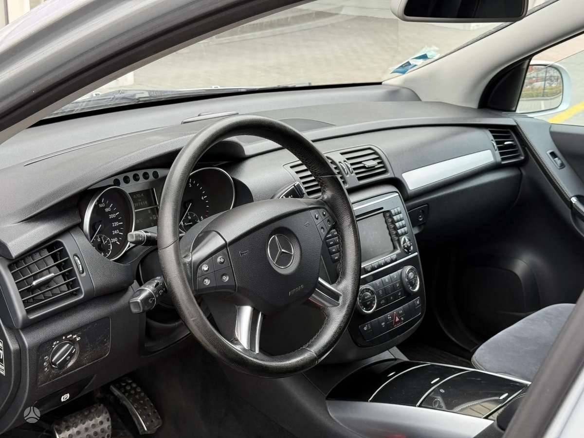 Mercedes-Benz R350 2008 — photo 6