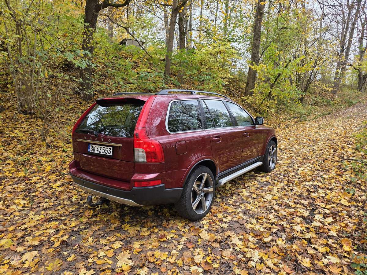 Volvo XC90 2008 — interior