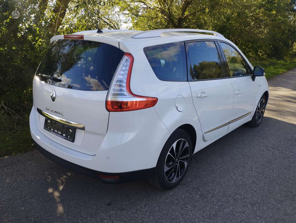 Renault Grand 2015 — engine 1598 cm³, 131 HP (96kW)