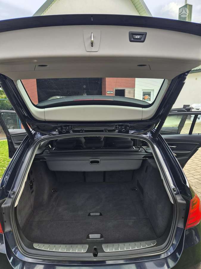 BMW 318 2015 — photo 14