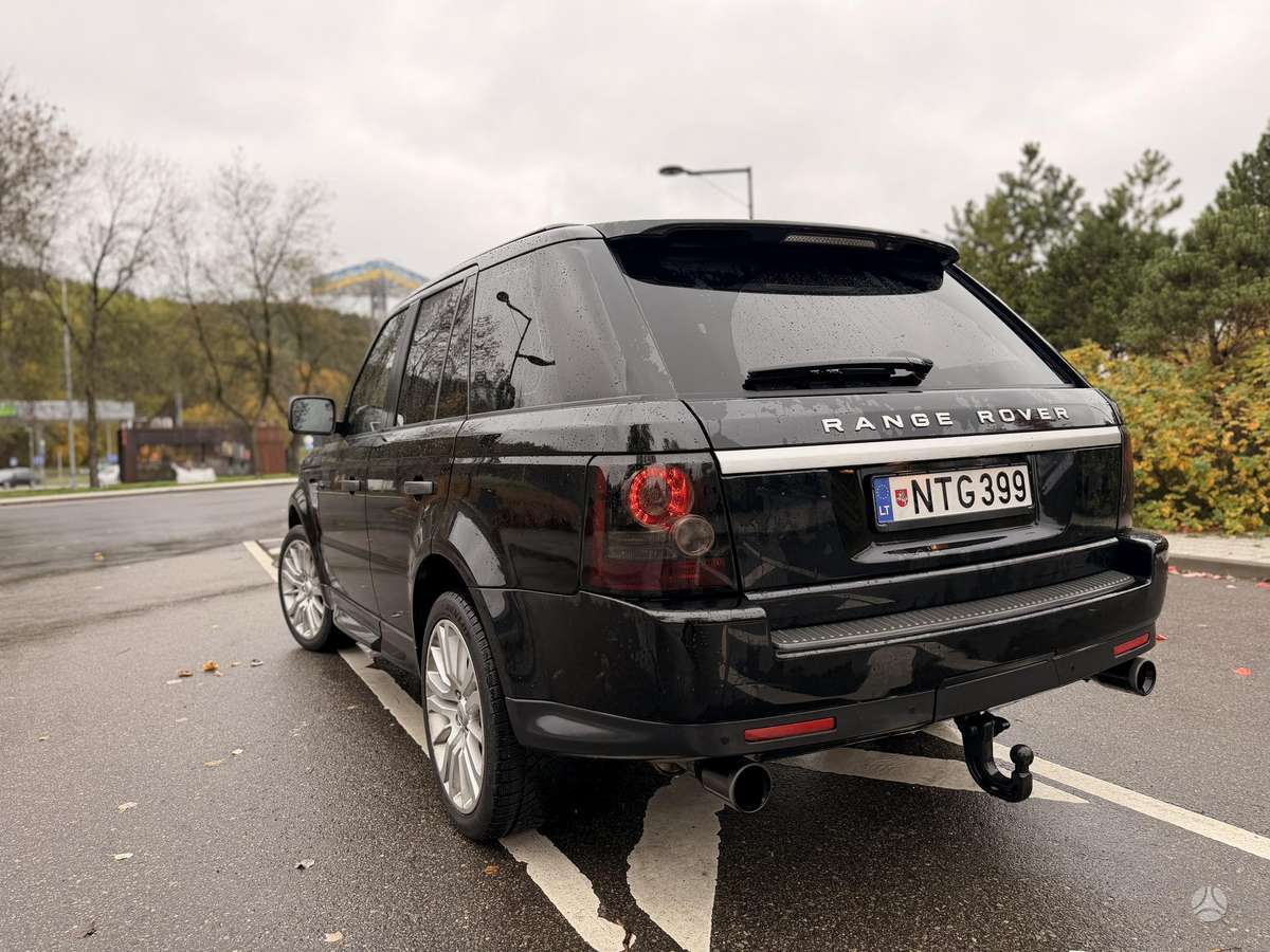 Land Rover 2010 — photo 6