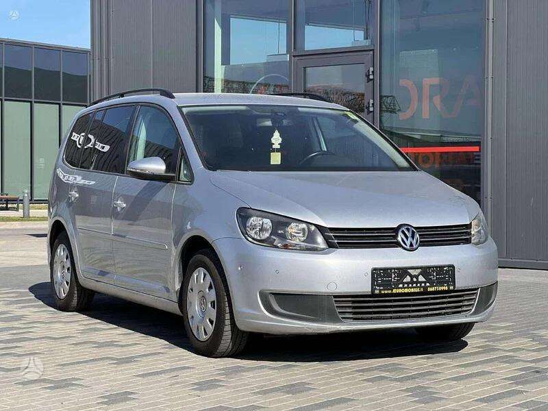 Volkswagen Touran, 2010