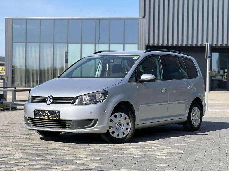 Volkswagen Touran 2010 — photo 11