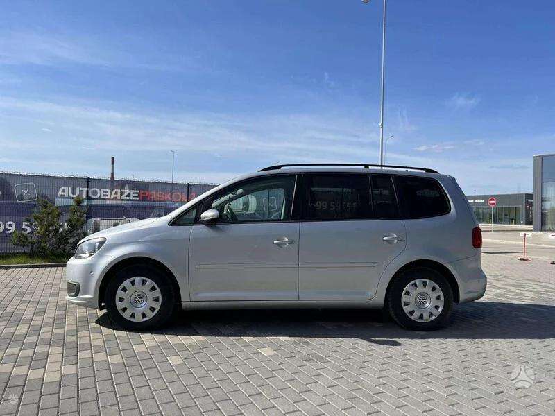 Volkswagen Touran 2010 — photo 5