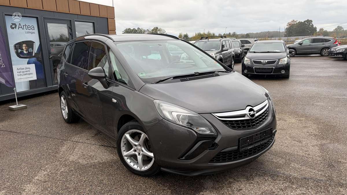 Opel Zafira, 2013