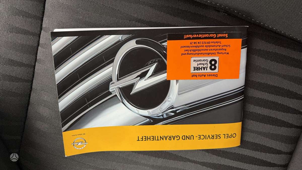 Opel Zafira 2013 — photo 35