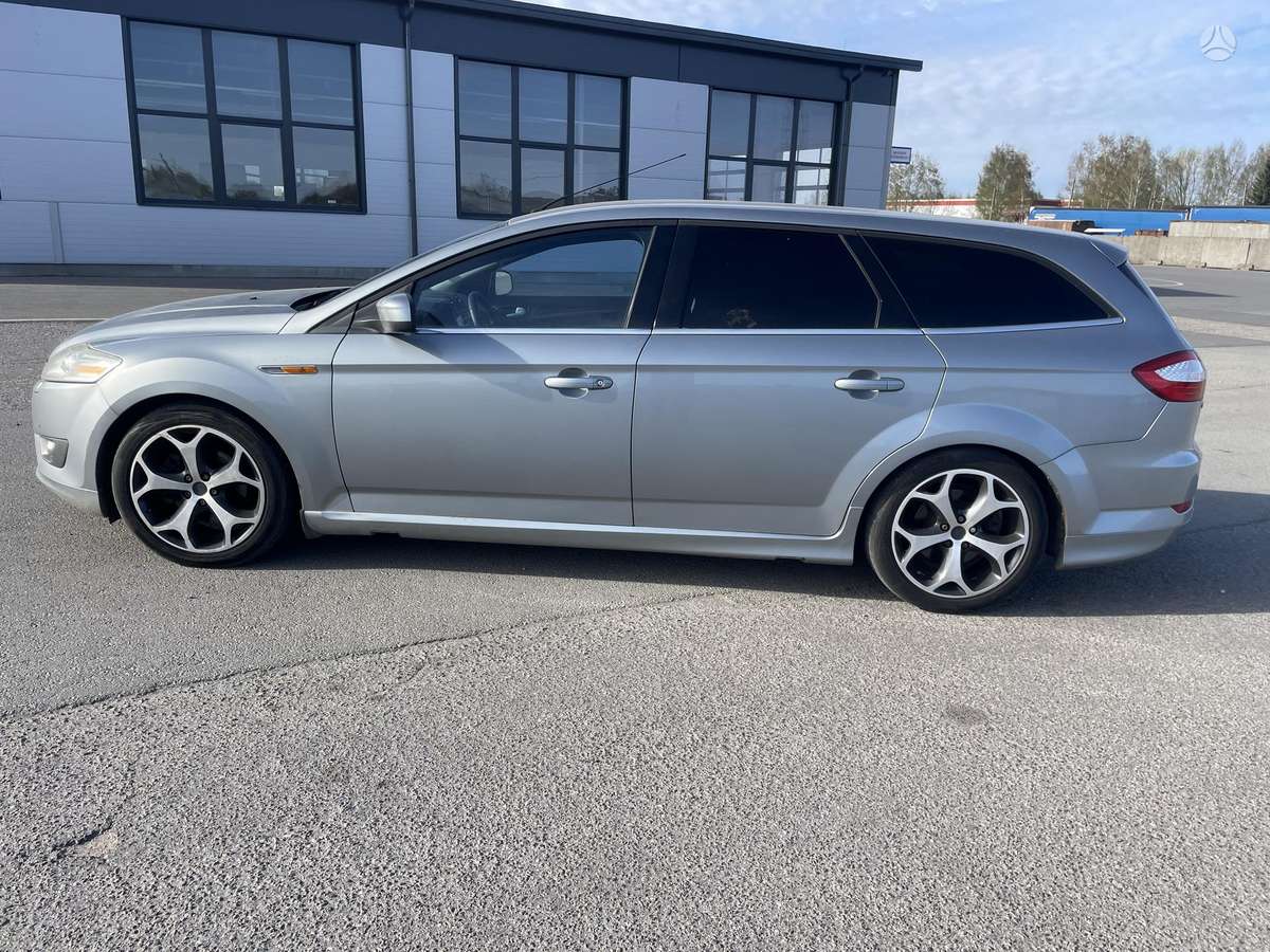 Ford Mondeo 2009 — photo 10