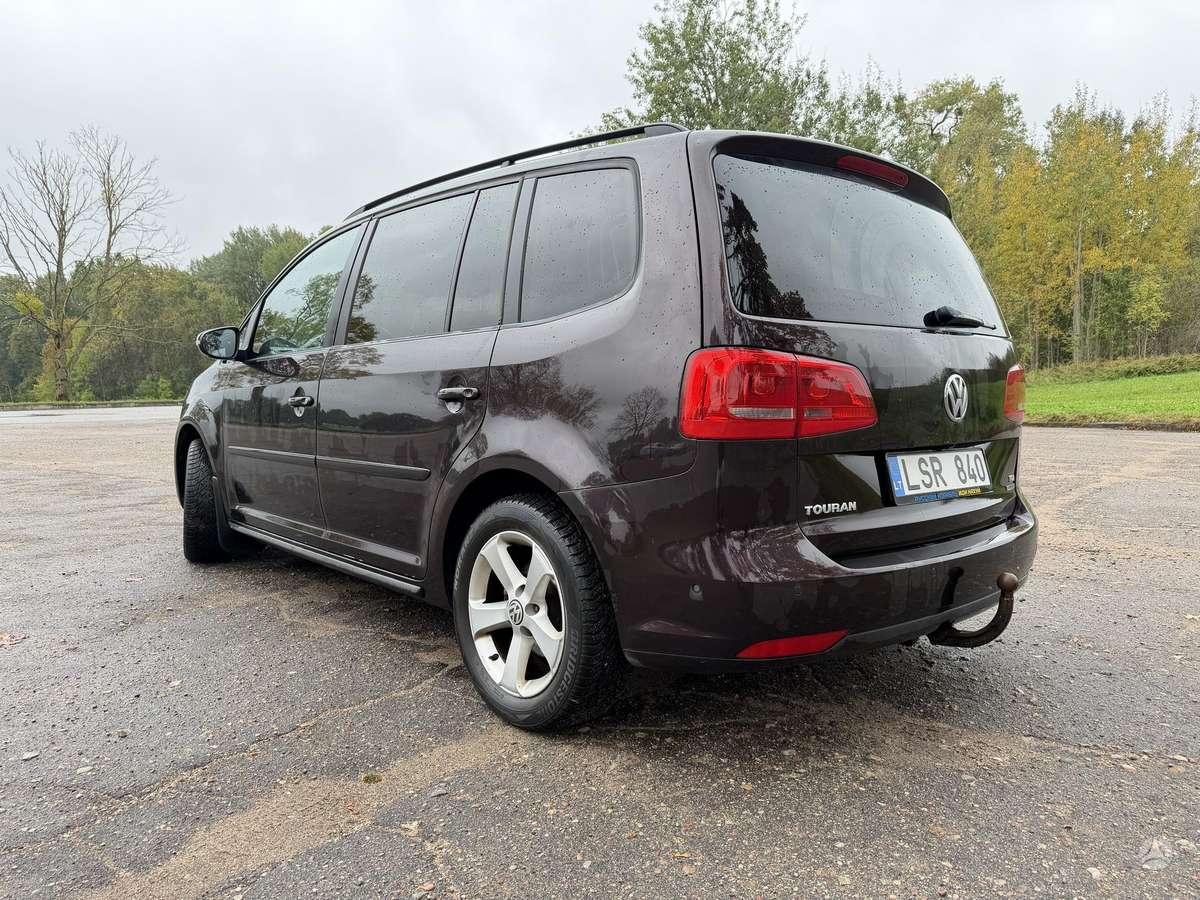 Volkswagen Touran 2013 — photo 5