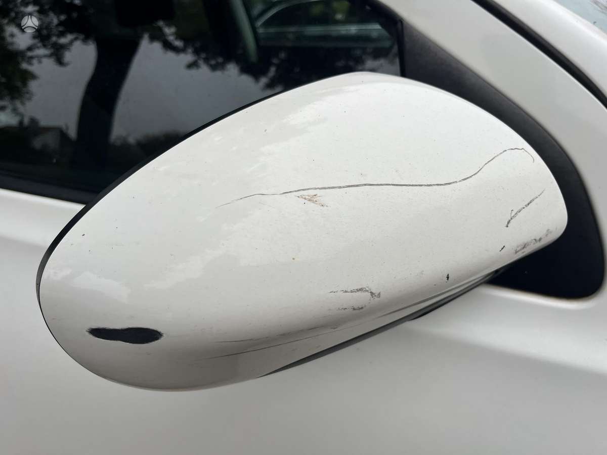 Nissan Qashqai 2011 — photo 19