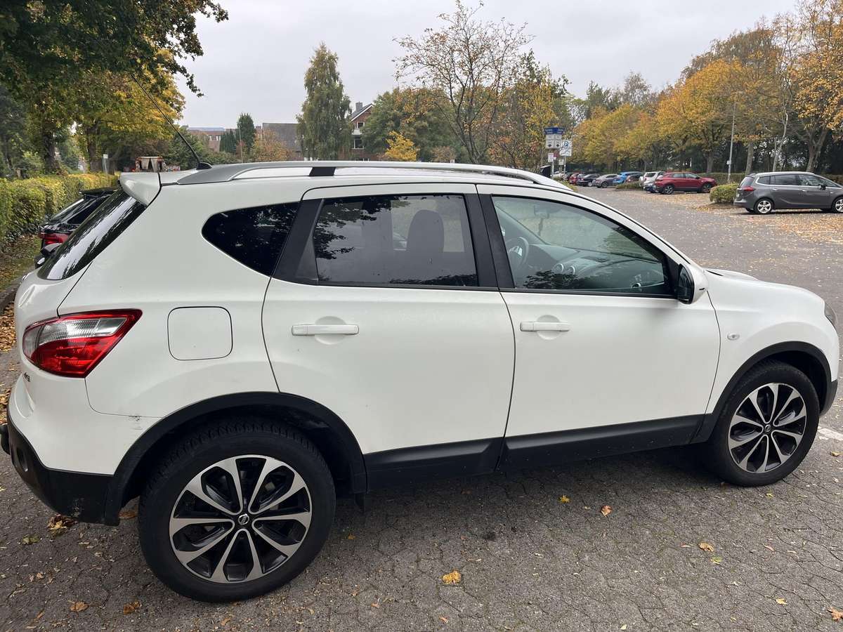 Nissan Qashqai 2011 — photo 5