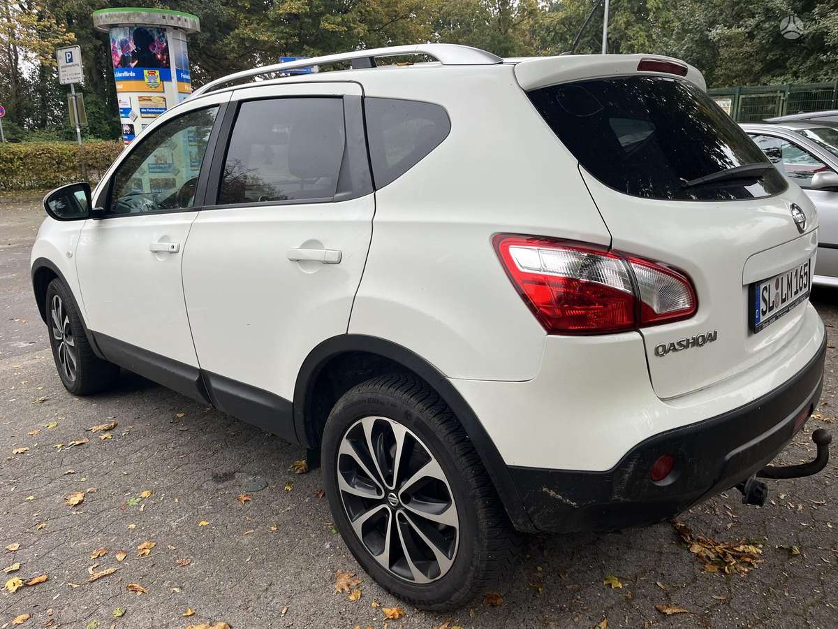 Nissan Qashqai 2011 — photo 7