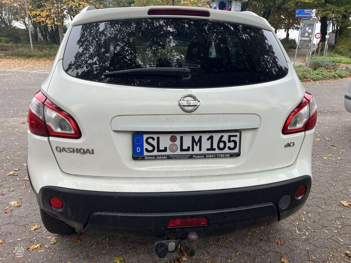 Nissan Qashqai 2011 — photo 8