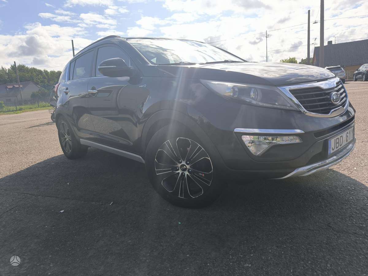Kia Sportage 2012 — вигляд ззаду