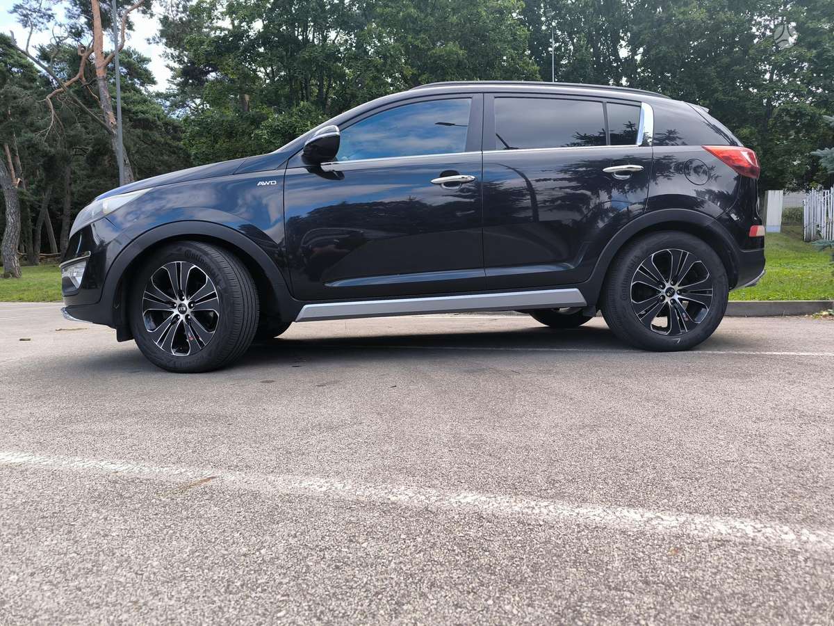 Kia Sportage 2012 — двигун 1995 cm³, 136 HP (100kW)