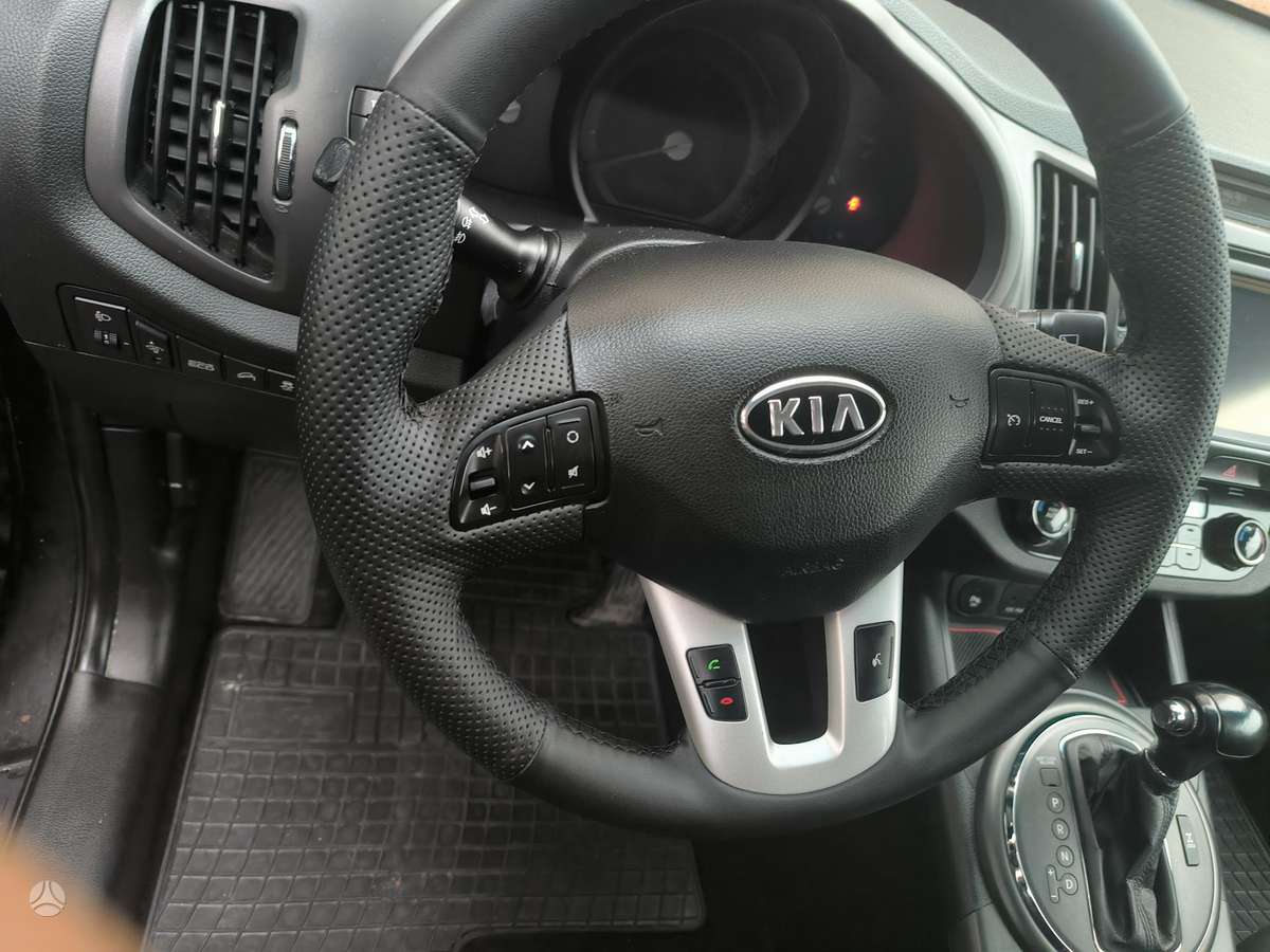 Kia Sportage 2012 — фото 8
