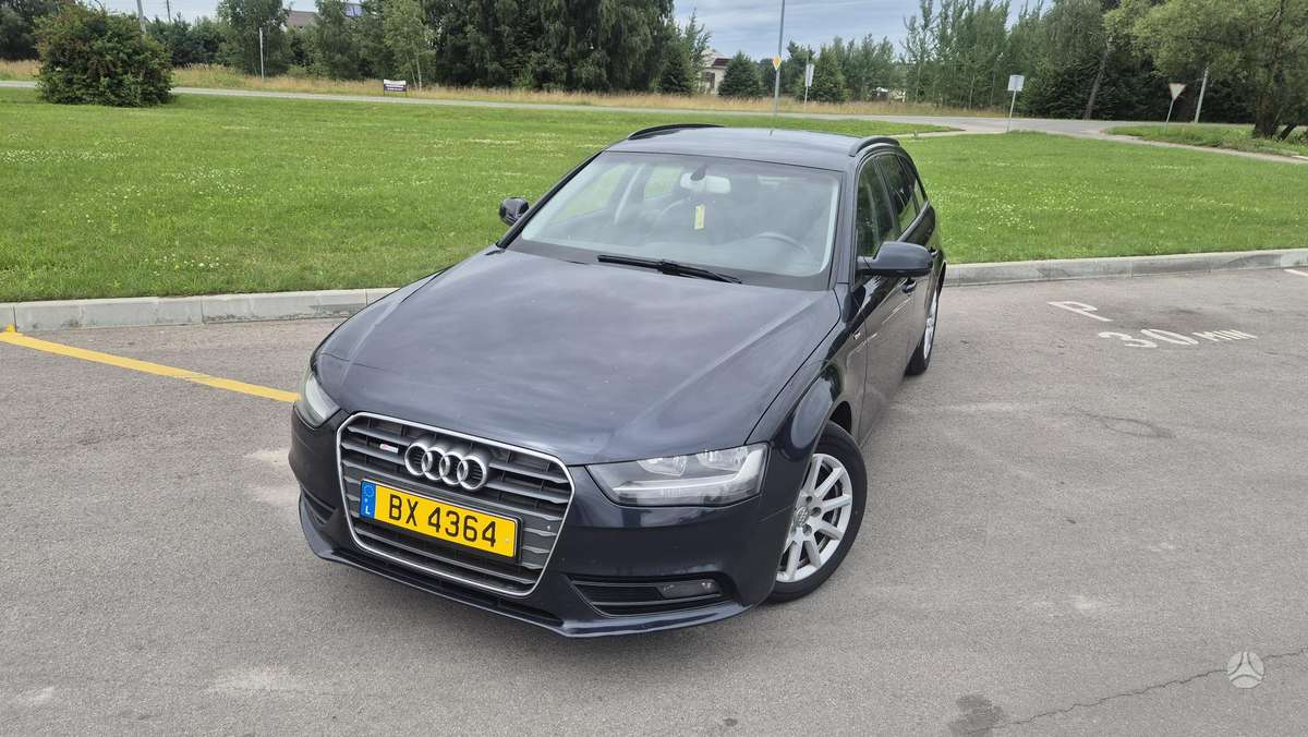 Audi A4 2013 — photo 11