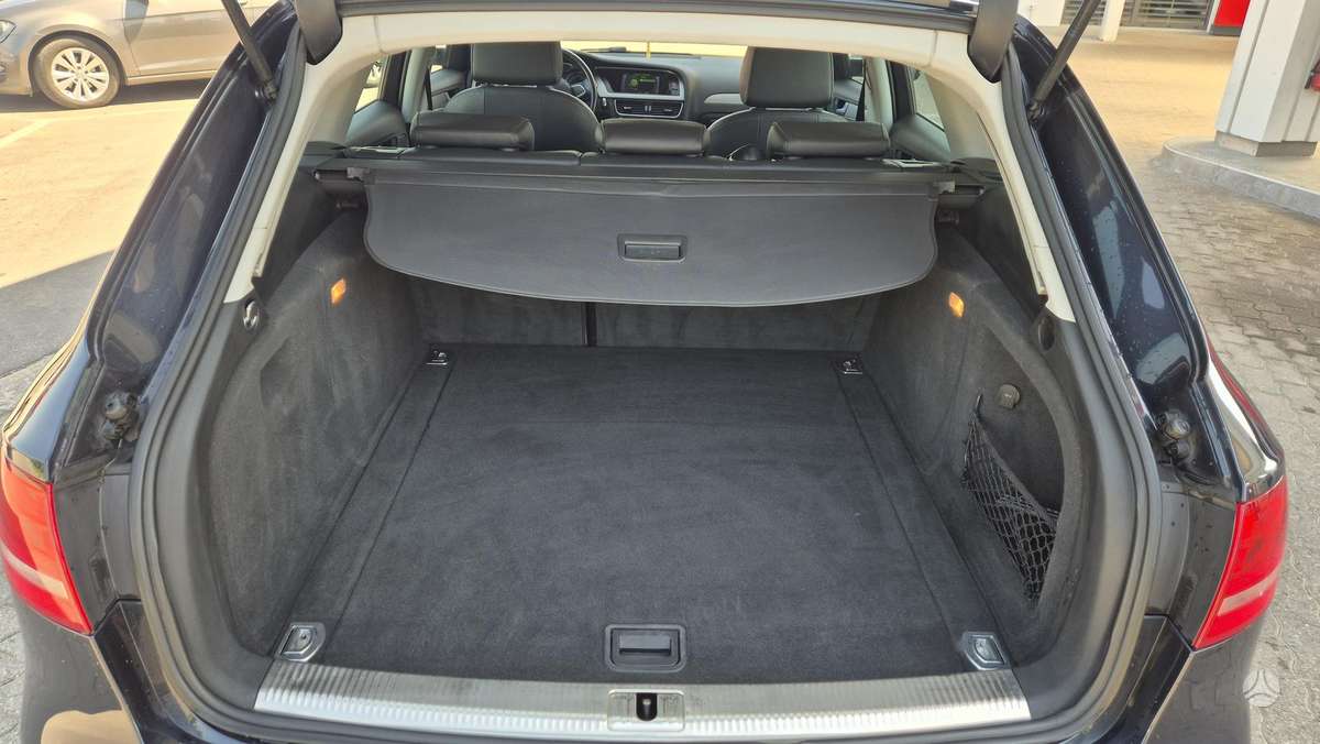 Audi A4 2013 — photo 22