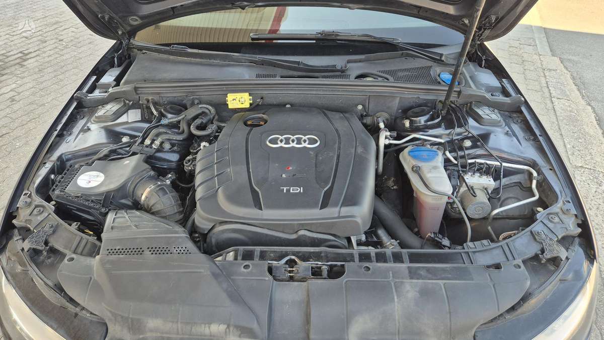 Audi A4 2013 — photo 23