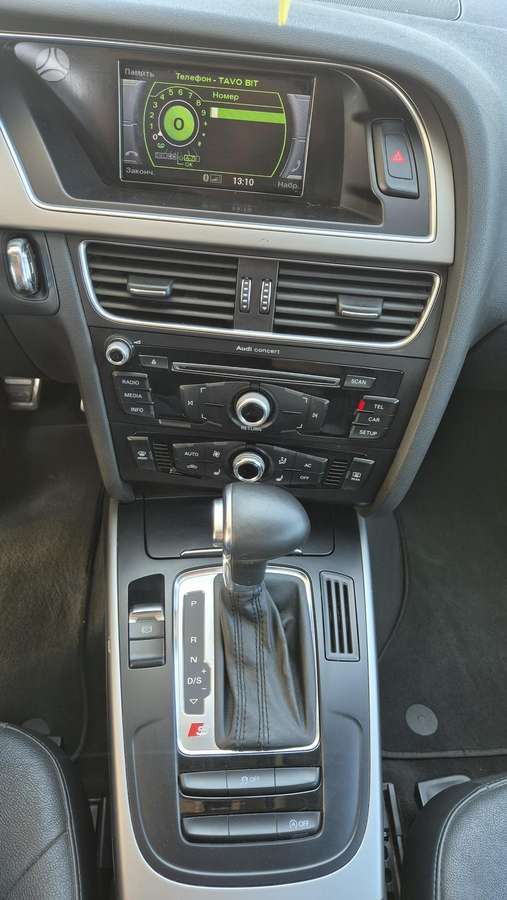 Audi A4 2013 — photo 24