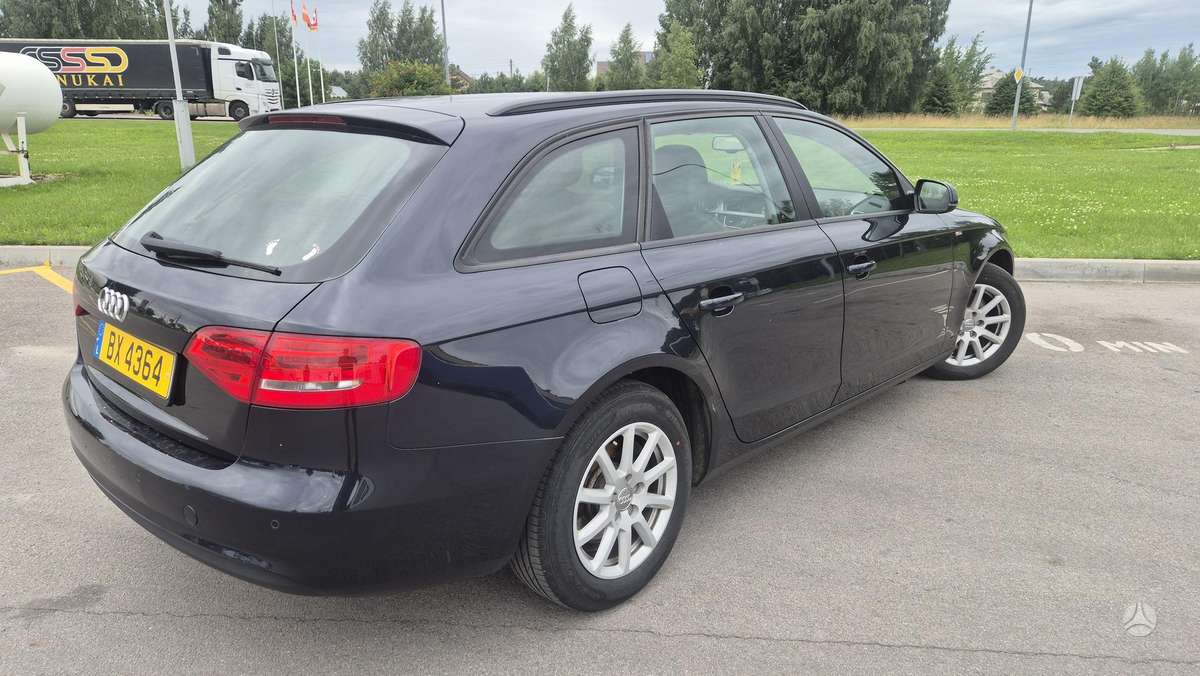 Audi A4 2013 — engine 1968 cm³, 136 HP (100kW)