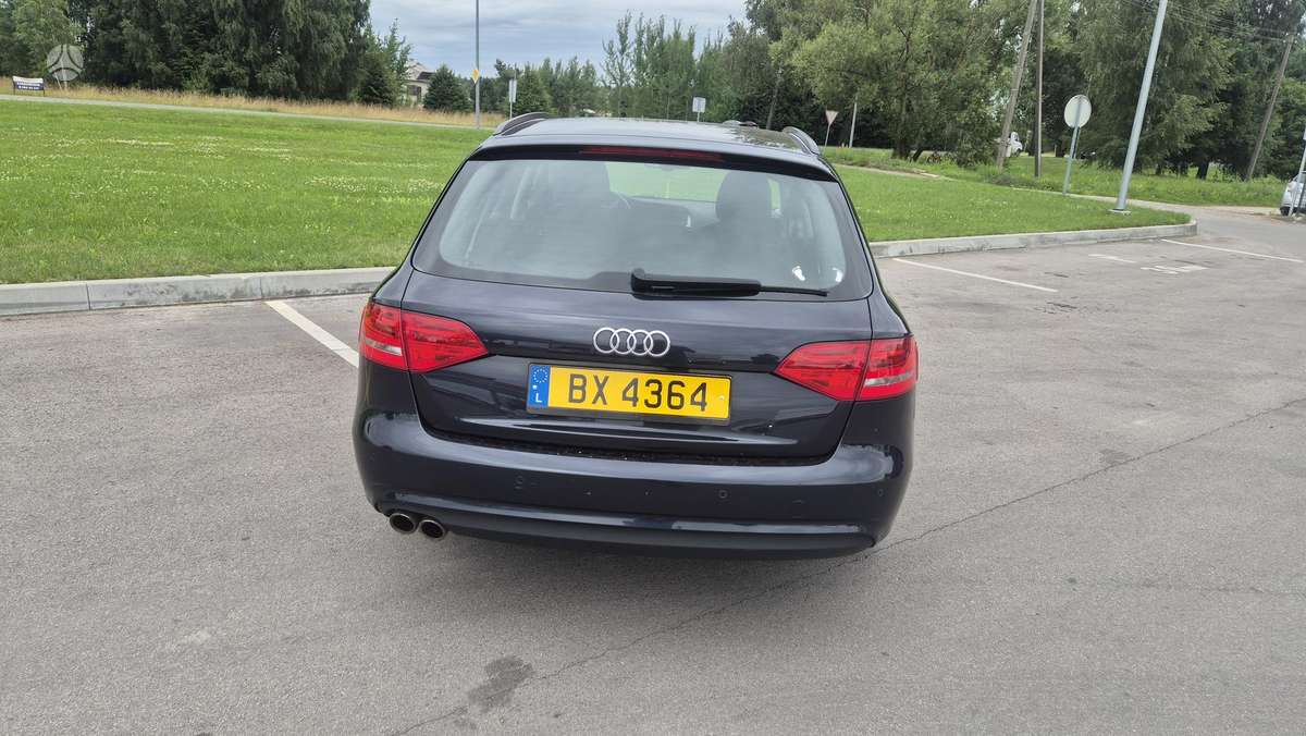 Audi A4 2013 — photo 7