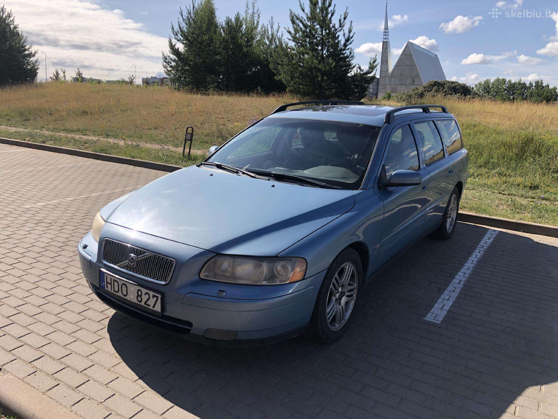 Volvo V70 2005 — двигун 2400 cm³, 185 HP (136kW)