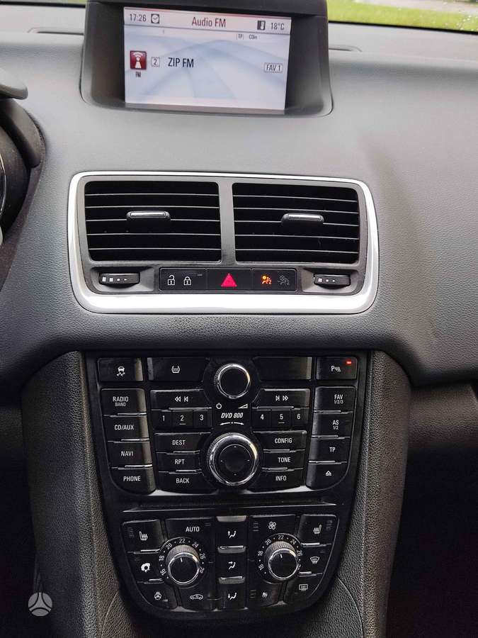 Opel Meriva 2011 — photo 13