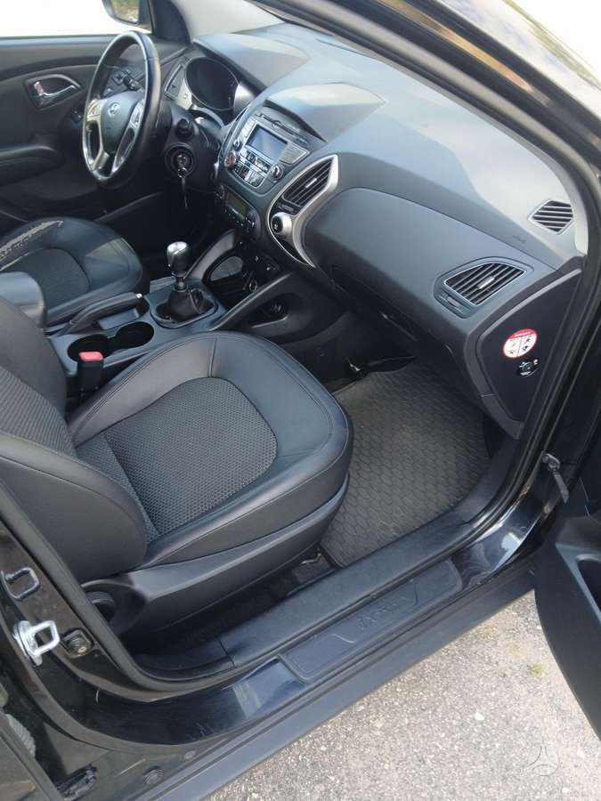Hyundai ix35 2011 — photo 6