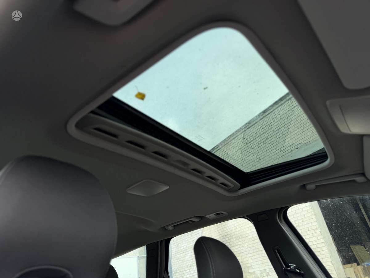 Volvo V50 2005 — photo 18