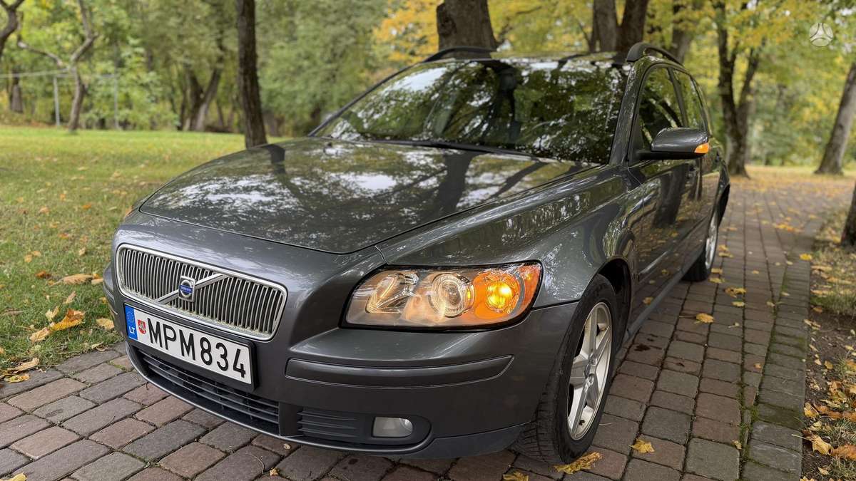 Volvo V50 2005 — photo 7