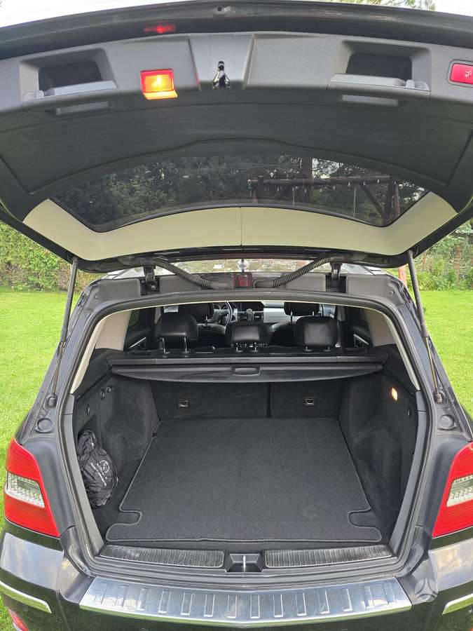 Mercedes-Benz GLK320 2009 — photo 23