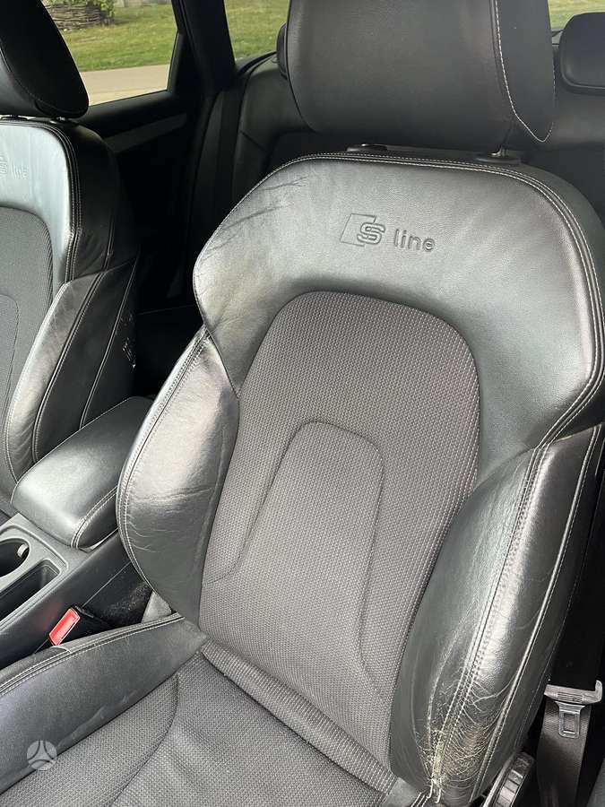 Audi A4 2011 — photo 9