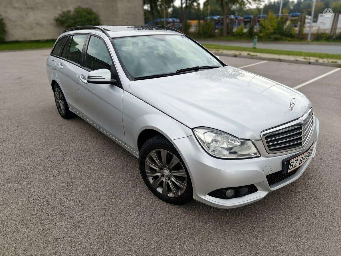 Mercedes-Benz C220, 2013