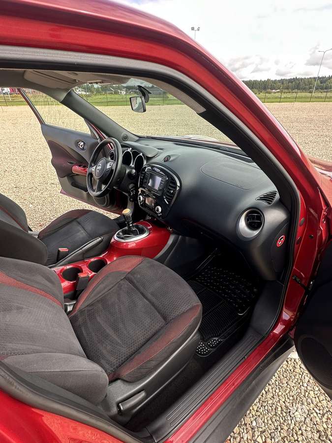 Nissan Juke 2010 — photo 10