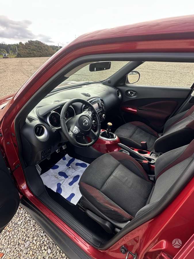 Nissan Juke 2010 — photo 7