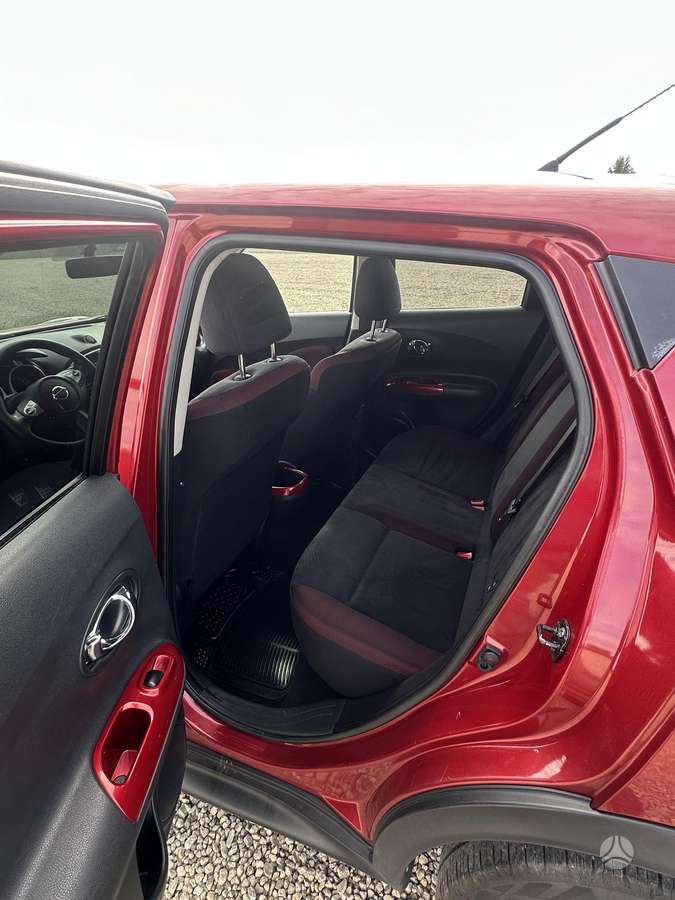 Nissan Juke 2010 — photo 8