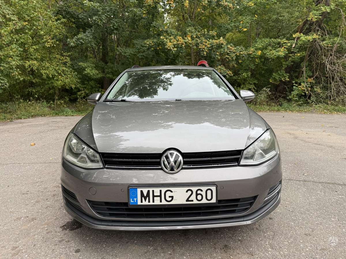 Volkswagen Golf 2014 — rear view
