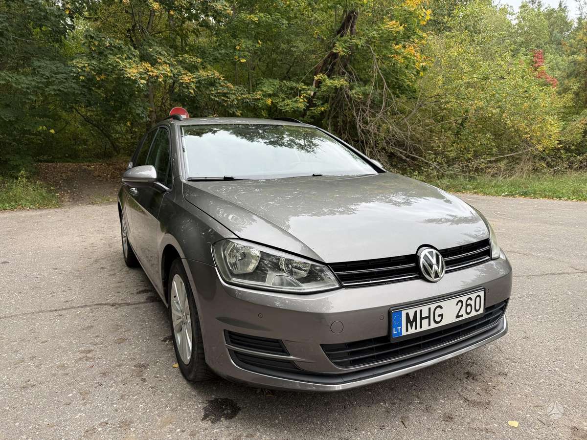 Volkswagen Golf 2014 — interior