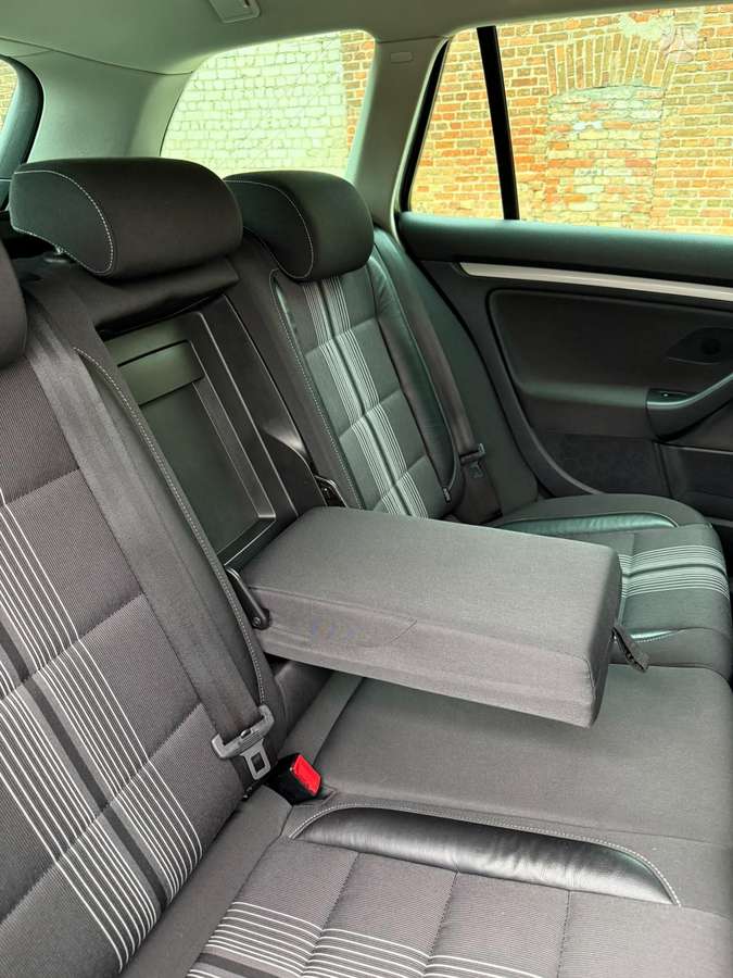 Volkswagen Golf 2013 — photo 23