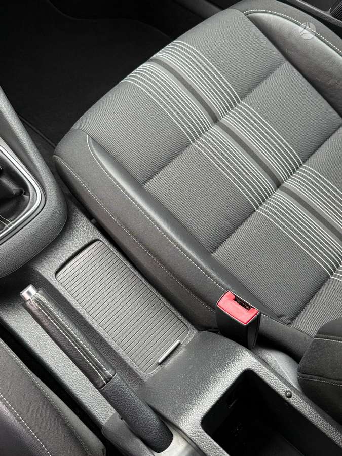 Volkswagen Golf 2013 — photo 37