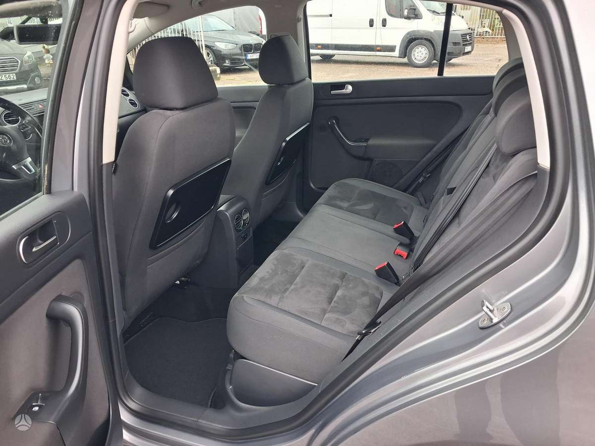 Volkswagen Golf 2012 — photo 10