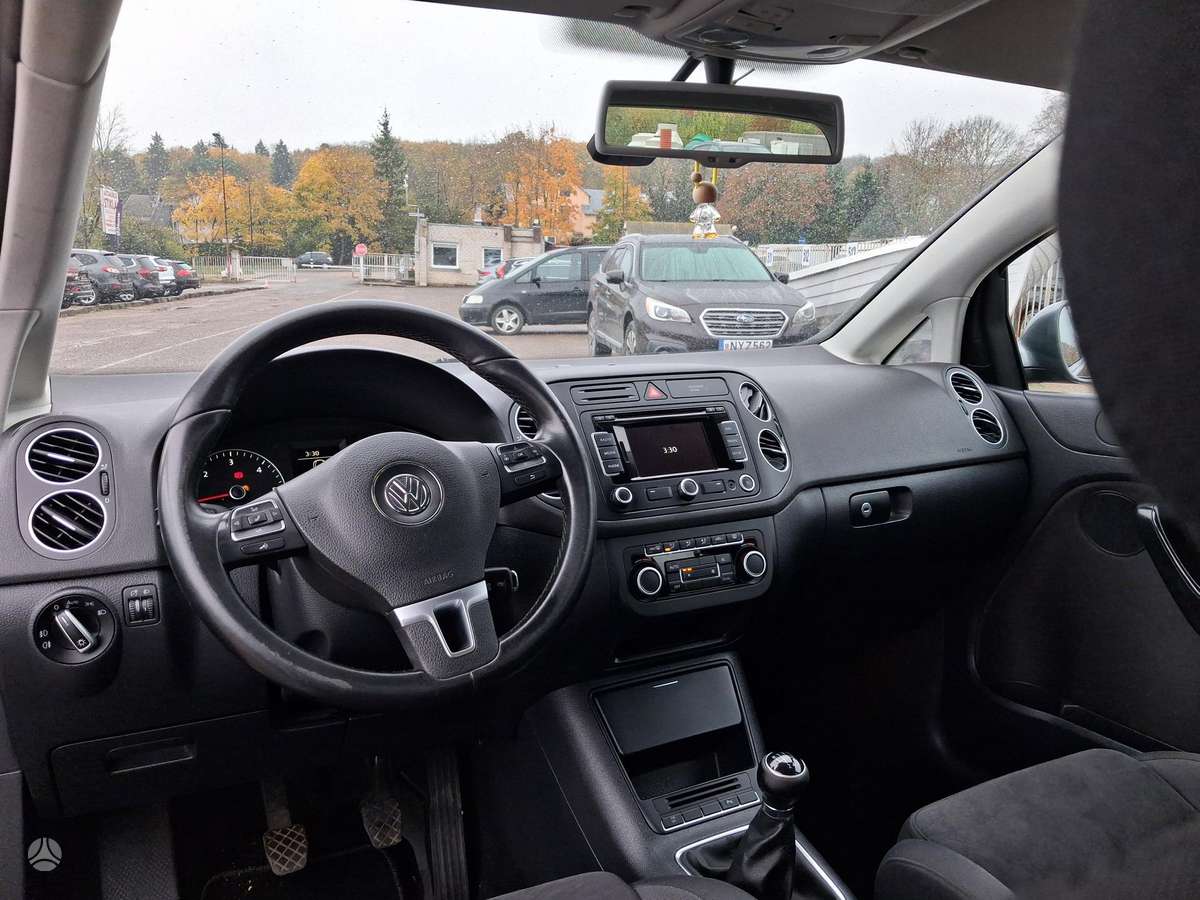 Volkswagen Golf 2012 — photo 11
