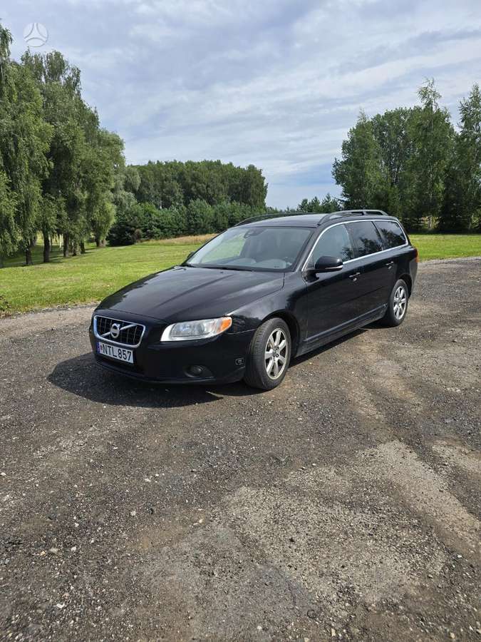 Volvo V70 2012 — vehicle for AFU Ukraine