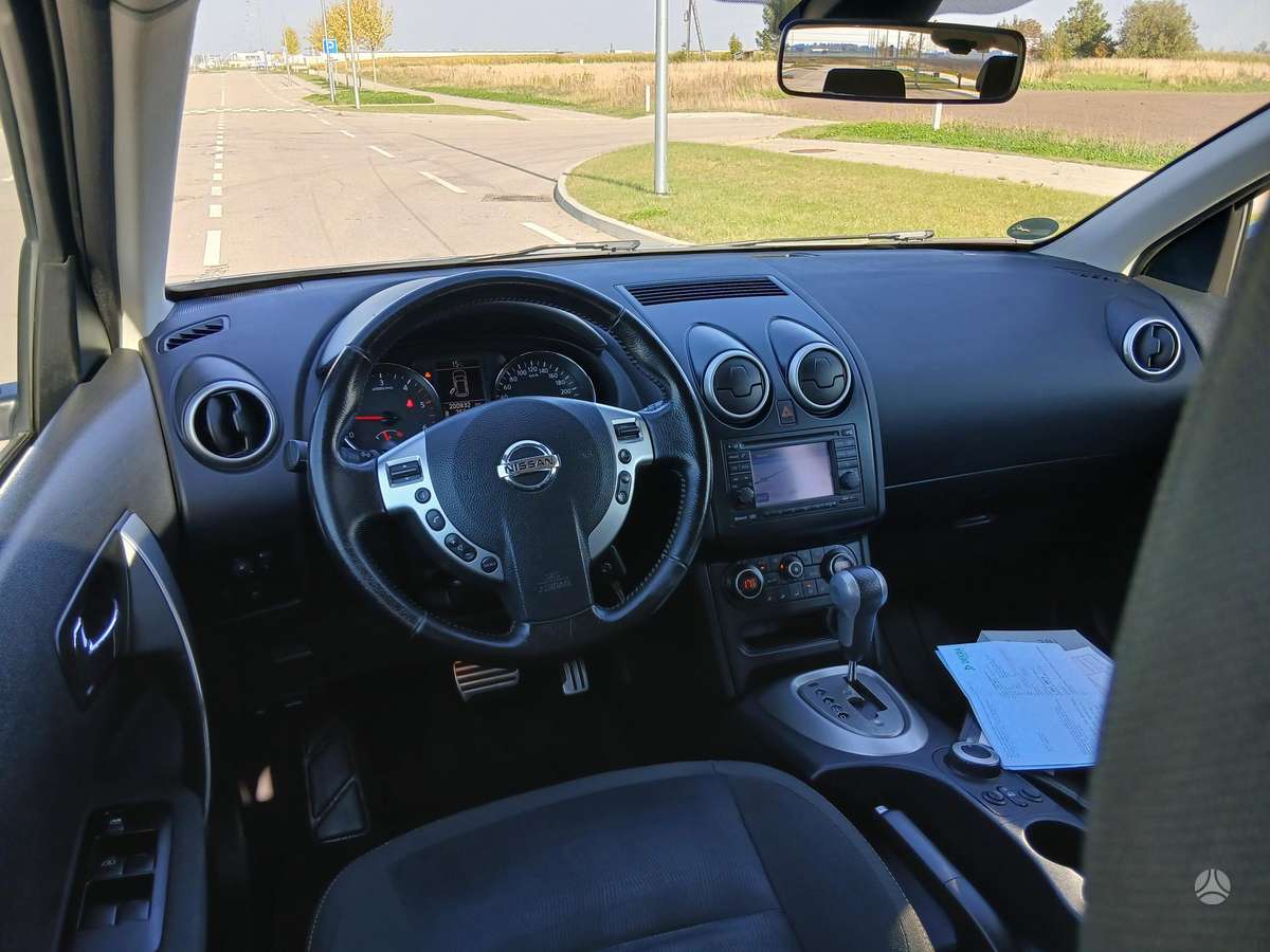 Nissan Qashqai 2011 — photo 23
