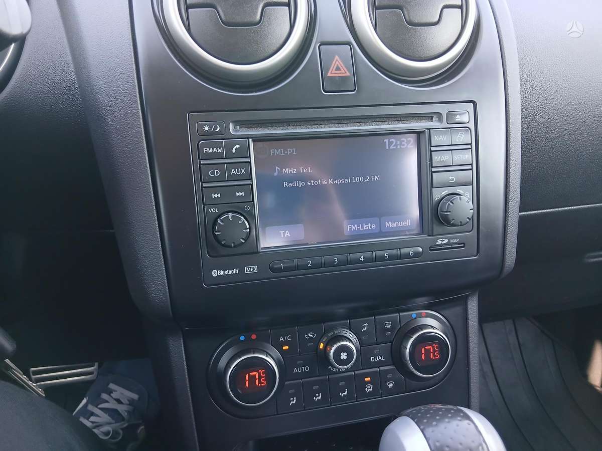 Nissan Qashqai 2011 — photo 26